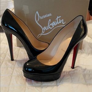 CHRISTIAN LOUBOUTIN BIANCA PATENT LEATHER PUMPS